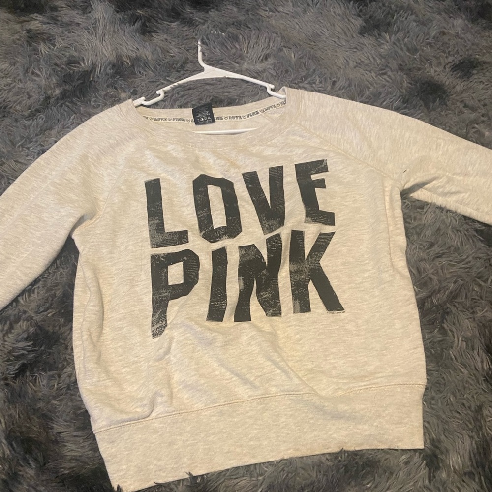 LOVE PINK sweatshirt, super soft and warm!